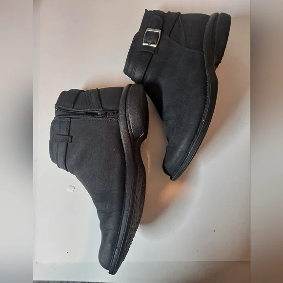 Merrell Women's Black Footwear - Picture 3 of 5